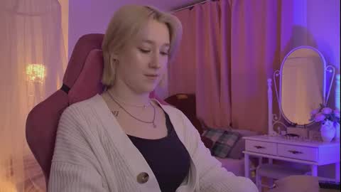 Snapshot of cinbellamy chatting on 03.31.26 Cin Bellamy online show from 03.31.26