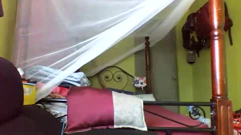 Snapshot of cinddy_14 chatting on 12.31.24 cinddy 14 online show from 12.31.24