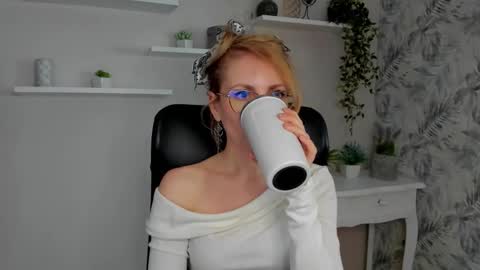 Cinderella online show from 02.20.26