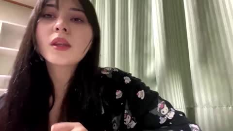 Snapshot of cindieknous chatting on 03.30.26 Lin online show from 03.30.26