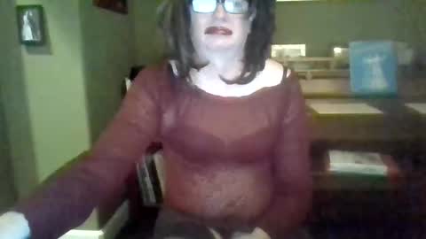 Snapshot of cindyhewittslut chatting on 10.01.25 cindyhewittslut online show from 10.01.25