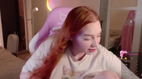 Snapshot of cinnabongirls chatting on 02.19.26 Maddy online show from 02.19.26