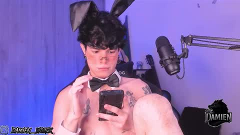 Snapshot of cinnamon_boyxxx chatting on 09.24.25 David Independent Model online show from 09.24.25