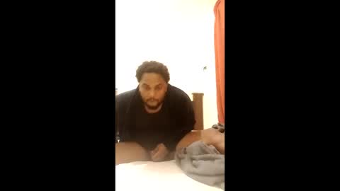 cinnamonbomb online show from 03.11.26