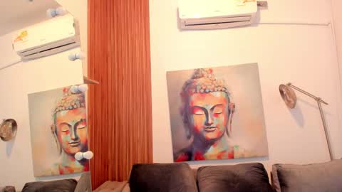 Cintia online show from 11.18.25