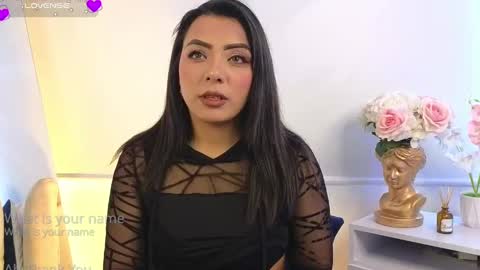 Snapshot of cinthia_cf chatting on 09.26.25 cinthia_cf online show from 09.26.25