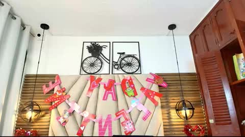 cinthiabaker online show from 09.23.25