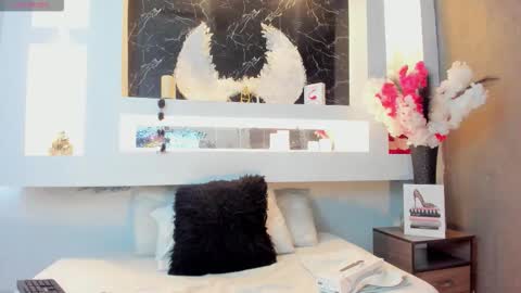 Cinthya  online show from 09.29.25