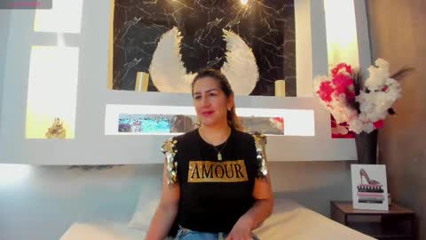 Cinthya  online show from 10.18.25