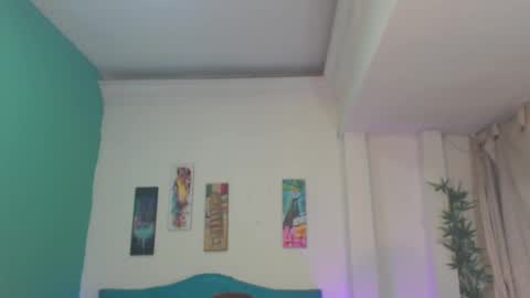 Snapshot of cinthyagomez6 chatting on 02.24.25 cinthyagomez6 online show from 02.24.25