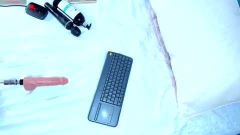 Snapshot of cintiavega chatting on 02.21.25 Cintia online show from 02.21.25