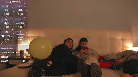 Snapshot of cintya_kors chatting on 01.11.25 Cintya online show from 01.11.25