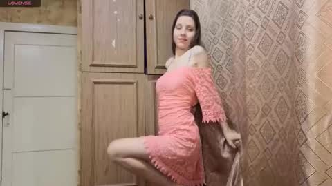 Lisa Salivan online show from 11.28.25