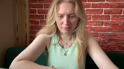 citrusblissss online show from 10.10.25