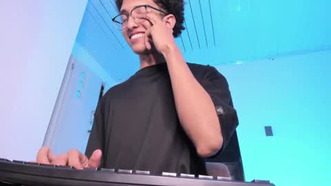 cj_davis1 online show from 05.28.26