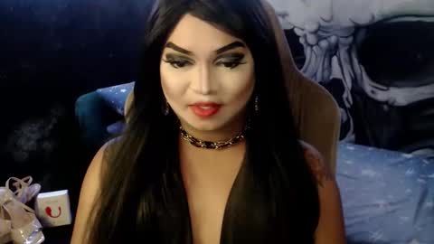 Snapshot of cj_parker69 chatting on 01.11.26 QUEEN CESS online show from 01.11.26