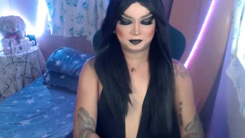 QUEEN CESS online show from 04.22.26