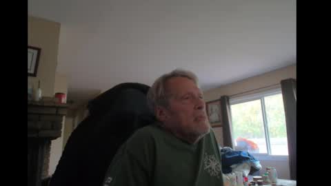 Snapshot of cjscout chatting on 09.27.25 cjscout online show from 09.27.25