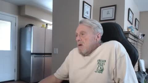 Snapshot of cjscout chatting on 11.14.25 cjscout online show from 11.14.25