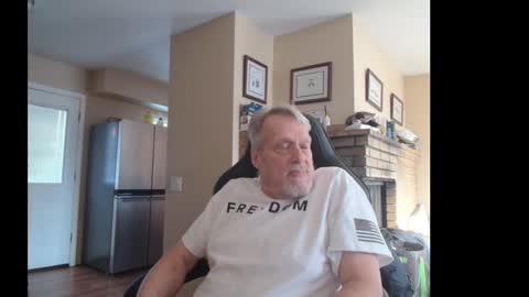 Snapshot of cjscout chatting on 02.15.26 cjscout online show from 02.15.26