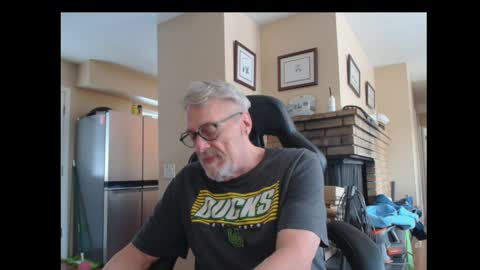 Snapshot of cjscout chatting on 04.03.26 cjscout online show from 04.03.26