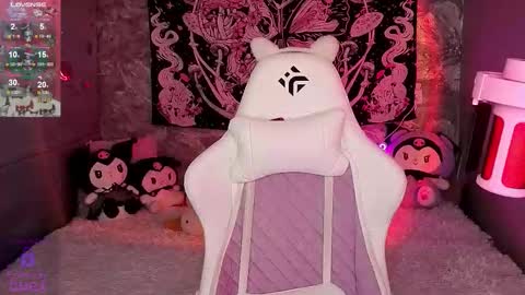 Claire Faers online show from 12.18.25