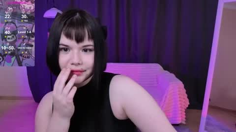 Claire Faers online show from 04.22.26