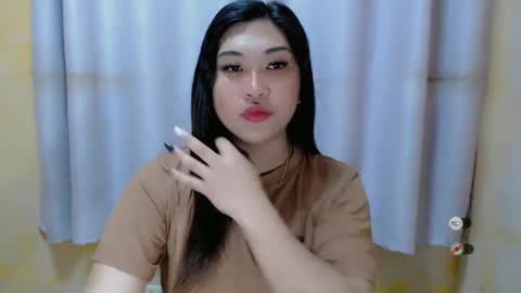 CLAIRE online show from 01.08.25