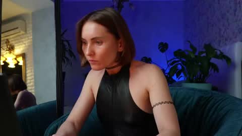 Clara online show from 04.18.26