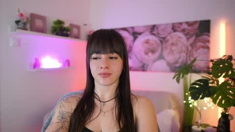 Snapshot of clara_dee_ chatting on 04.02.26 Clara online show from 04.02.26