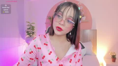 C L A R A online show from 05.09.26