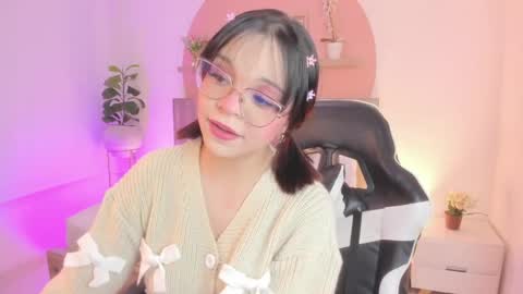 C L A R A online show from 06.07.26