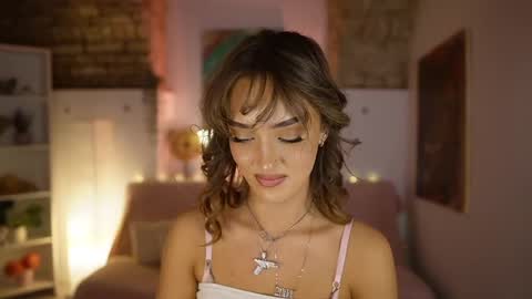 Clara smile online show from 02.20.25