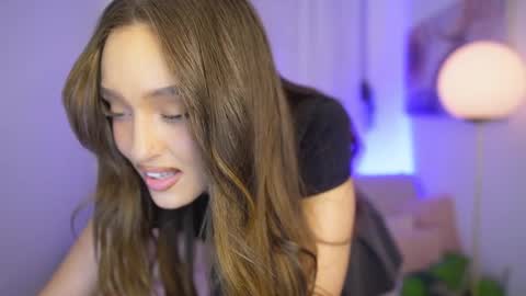 Clara smile online show from 01.17.26