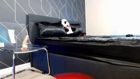 clarabarness15 online show from 02.24.26