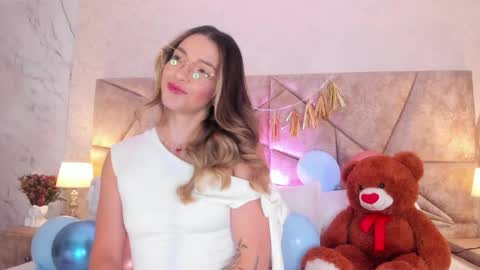 Snapshot of claradelmar_ chatting on 06.09.26 Clara del mar online show from 06.09.26