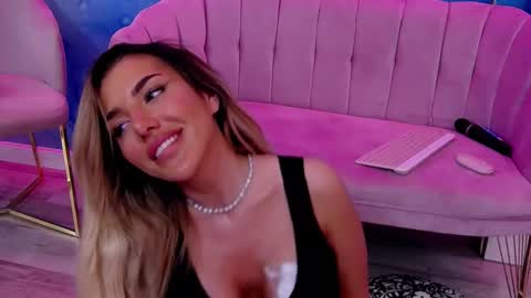 ClaraHazel online show from 03.02.25