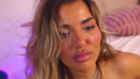 ClaraHazel online show from 11.07.25