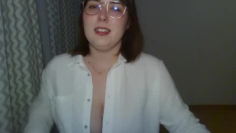Clara online show from 04.15.26