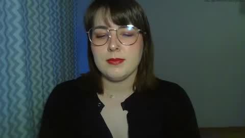 Clara online show from 05.04.26