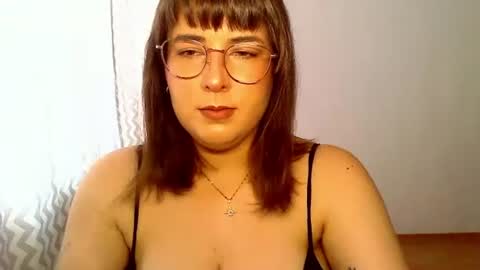 Clara online show from 08.08.26