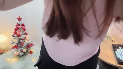 Clari online show from 12.18.25