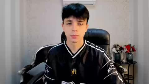 Clark online show from 03.11.26