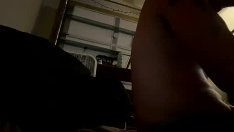 Snapshot of clarkshammer95 chatting on 03.03.25 clarkshammer95 online show from 03.03.25