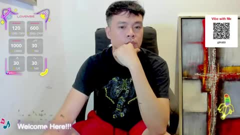 Snapshot of clarkyplaze chatting on 05.16.26 Clark online show from 05.16.26