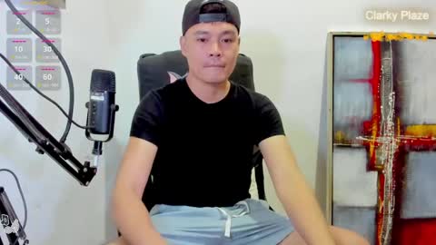 Snapshot of clarkyplaze chatting on 06.05.26 Clark online show from 06.05.26