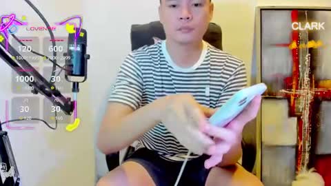Snapshot of clarkyplaze chatting on 06.15.26 Clark online show from 06.15.26