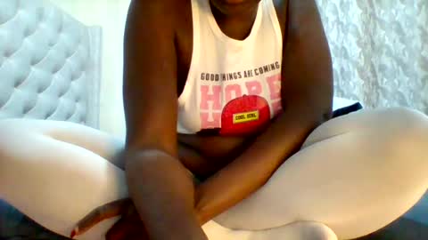 Snapshot of classic_carmen chatting on 06.14.26 carmen online show from 06.14.26