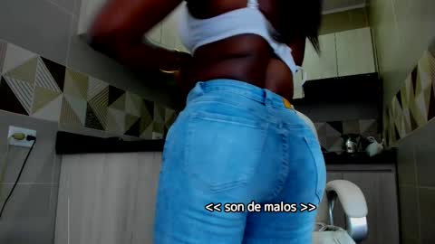 Snapshot of claudia198820 chatting on 03.12.25 claudia198820 online show from 03.12.25