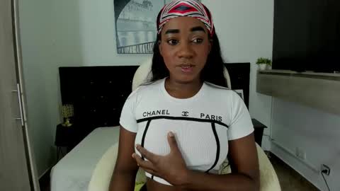 Snapshot of claudia198820 chatting on 11.11.25 claudia198820 online show from 11.11.25